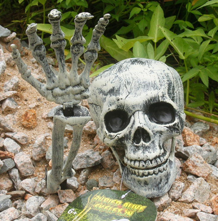 Halloween decoration props skull claws horror funny simulation haunted house garden plastic simulation ornaments - Sluxe Fashions